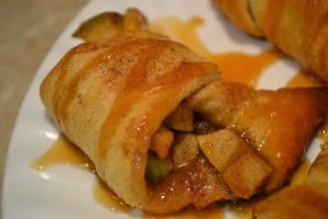 http://www.thelifeofjenniferdawn.com/2011/10/apple-croissants-with-caramel-drizzle.html