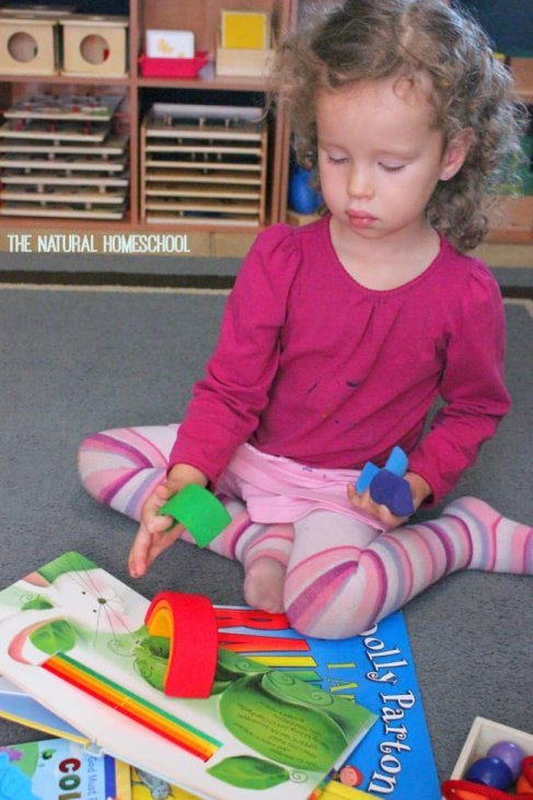 100+ Fine Motor Skills for Toddlers (Free Printable List) - The Natural ...