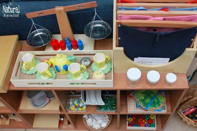 In this post, you will find some amazing Montessori at home resources in a free Montessori lesson plans list printable!